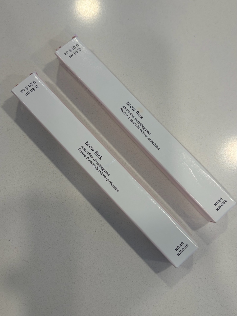 Glossier Brow Flick Micro-Fine Brow Pen - Brown
